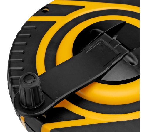 Рулетка геодезическая 20 м х 15 мм, закрытый корпус, фиберглассовая лента Denzel