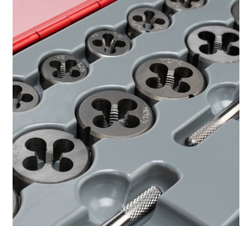 Набор метчиков и плашек М2-М18, 110 шт, металлический кейс Matrix