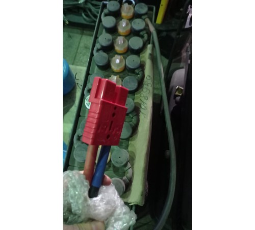 Аккумулятор для тележек CBD20R-II 24V/210Ah свинцово-кислотный (WET battery) Аккумулятор для тележек CBD20R-II 24V/210Ah свинцово-кислотный (WET battery)