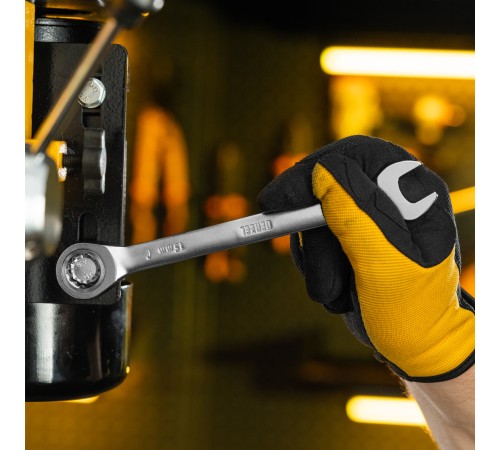 Ключ комбинированный трещоточный, 15 мм, CrV, матовый хром Denzel