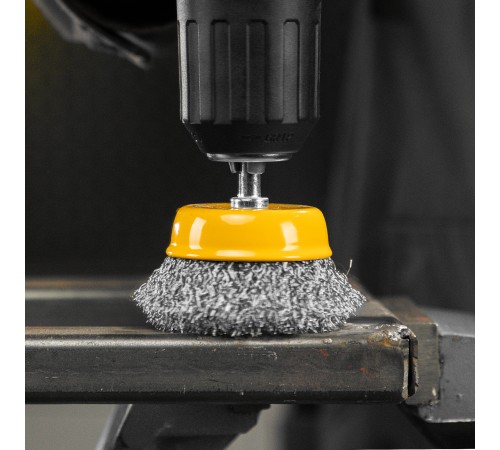 Щетка для дрели, 65 мм, Чашка, со шпилькой , нержавеющая витая проволока Denzel