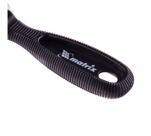 Скребок пластмассовый с трапециевидным сменным лезвием Matrix