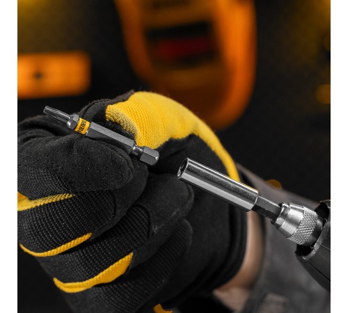 Бита TX 15х50, сталь S2, шестигранный профиль, 10 шт. Е 6,3 Denzel Бита TX 15х50, сталь S2, шестигранный профиль, 10 шт. Е 6,3 Denzel