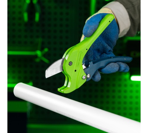 Ножницы для резки изделий из пластика, усиленные, полуавтомат, D до 35 мм Сибртех Ножницы для резки изделий из пластика, усиленные, полуавтомат, D до 35 мм Сибртех