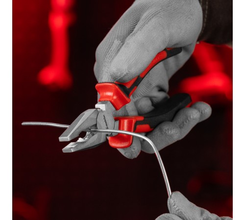 Плоскогубцы Nickel, 160 мм, никелированные, двухкомпонентные рукоятки Matrix