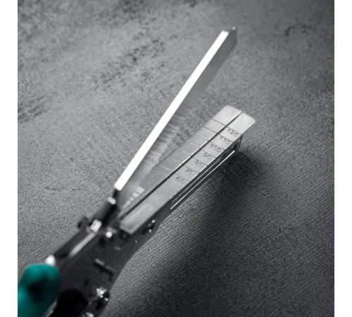 KRAFTOOL PELIKAN 120 до 120 мм, Удлиненные угловые ножницы для пластмассовых и резиновых профилей (23370) KRAFTOOL PELIKAN 120 до 120 мм, Удлиненные угловые ножницы для пластмассовых и резиновых профилей (23370)