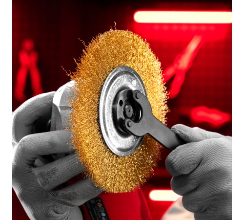 Щетка для УШМ, 150 мм, посадка 22.2 мм, плоская, латунированная витая проволока Matrix