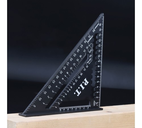 Угольник Свенсона метрический кровельный P.I.T. DRUA HSQR04-0180A