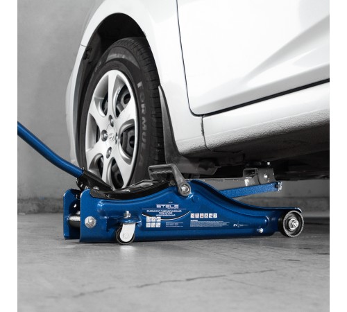 Домкрат гидравлический подкатной, 2 т, Low Profile, 80-380 мм Stels