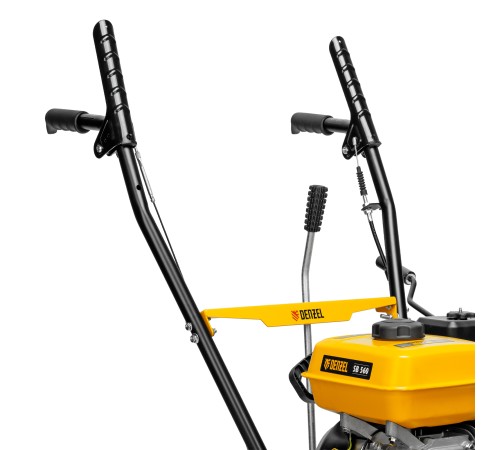 Бензиновая снегоуборочная машина SB 560, 212 cc, ручной старт Denzel Бензиновая снегоуборочная машина SB 560, 212 cc, ручной старт Denzel