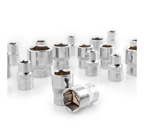 RUNTEC RT-HT1E110 Набор торцевых головок с аксессуарами RUNTEC 1/2", 1/4" в ложементе EVA, 110 предметов RUNTEC RT-HT1E110 Набор торцевых головок с аксессуарами RUNTEC 1/2", 1/4" в ложементе EVA, 110 предметов