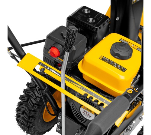 Бензиновая снегоуборочная машина SB 560, 212 cc, ручной старт Denzel Бензиновая снегоуборочная машина SB 560, 212 cc, ручной старт Denzel