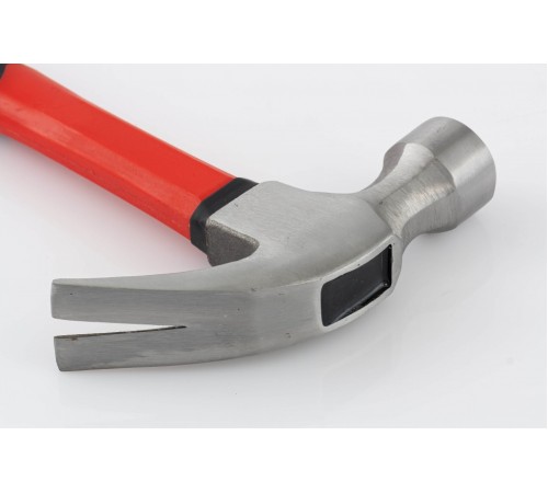 Молоток-гвоздодер, 560 г, боек 32 мм, фибергласовая обрезиненная рукоятка Matrix