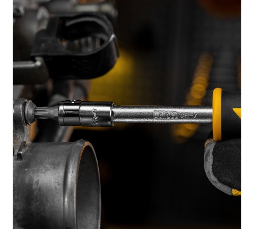 Набор инструментов, 1/2", 1/4", CrV, S2, пластиковый кейс, 122 предмета Denzel