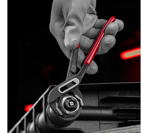 Клещи переставные 180 мм, хром-ванадий, обливные рукоятки Matrix