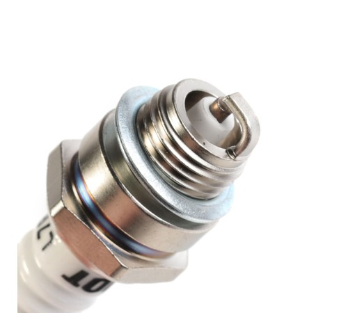 Свечи PATRIOT L7RTC-B для 2-х тактных двигателей Свечи PATRIOT L7RTC-B для 2-х тактных двигателей