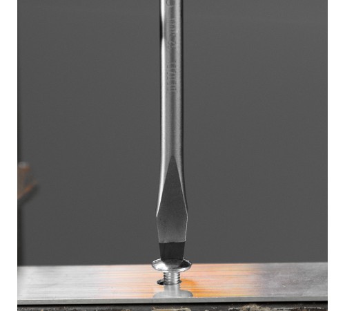 Отвертка, SL8x150 мм, S2, 3к рукоятка Denzel