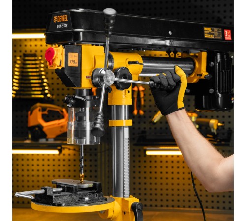 Станок сверлильный радиальный DDM-550R, 550 Вт, 16 мм, 12 ск., настольный Denzel