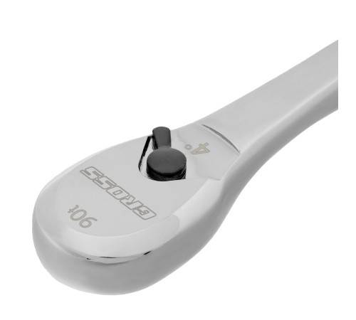 Ключ-трещотка 1/4", CrV, 90 зубьев, усиленный, хром Gross Ключ-трещотка 1/4", CrV, 90 зубьев, усиленный, хром Gross