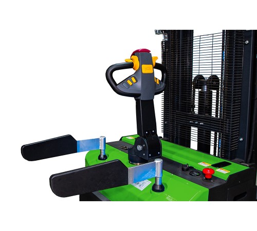 Штабелер самоходный 1,5 т 5,0 м TOR ES15T4 Li-ion 24/200 В/Ач ЭУР, Curtis, H-мачта (с платформой) Штабелер самоходный 1,5 т 5,0 м TOR ES15T4 Li-ion 24/200 В/Ач ЭУР, Curtis, H-мачта (с платформой)