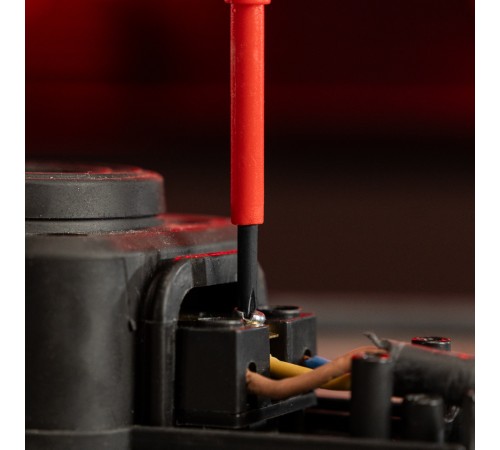 Отвертка Insulated, PH0 x 75 мм, CrMo, до 1000 В, двухкомпонентная рукоятка Matrix Professional