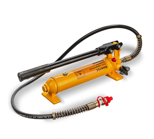 RUNTEC RT-HP04 Насос гидравлический 4 т со шлангом RUNTEC RT-HP04 Насос гидравлический 4 т со шлангом