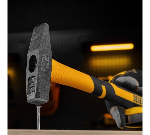 Набор инструментов, 1/2", 1/4", CrV, S2, пластиковый кейс, 122 предмета Denzel