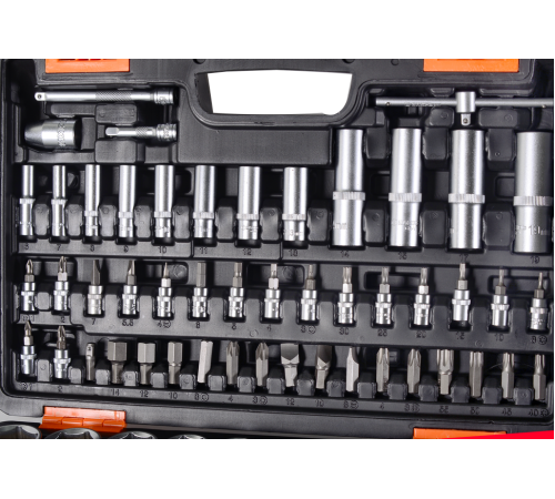 Набор инструментов, 1/2" , 1/4" , CrV, пластиковый кейс 94 предмета Вихрь Набор инструментов, 1/2" , 1/4" , CrV, пластиковый кейс 94 предмета Вихрь