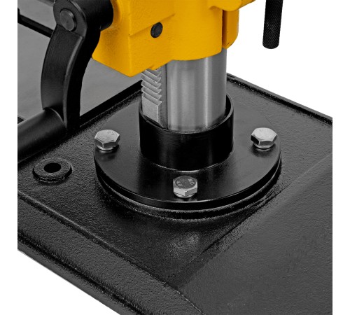 Станок сверлильный радиальный DDM-550R, 550 Вт, 16 мм, 12 ск., настольный Denzel