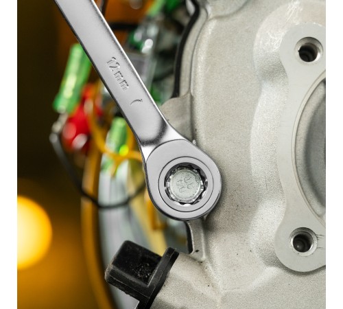 Ключ комбинированный трещоточный, 12 мм, CrV, матовый хром Denzel