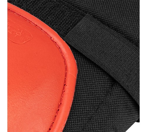 Наколенники защитные с пластиковыми чашками Matrix