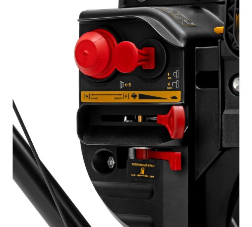 Бензиновая снегоуборочная машина SBM 610S PRO, 212 cc, электростартер, фара, обогрев Denzel Бензиновая снегоуборочная машина SBM 610S PRO, 212 cc, электростартер, фара, обогрев Denzel