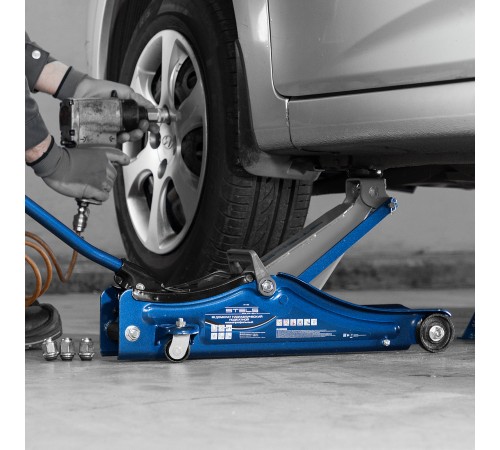 Домкрат гидравлический подкатной, 2 т, Low Profile, 80-380 мм Stels