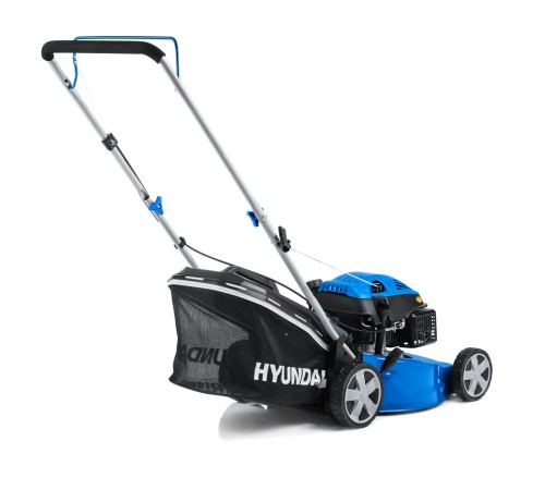 Бензиновая газонокосилка Hyundai L 4220 Бензиновая газонокосилка Hyundai L 4220