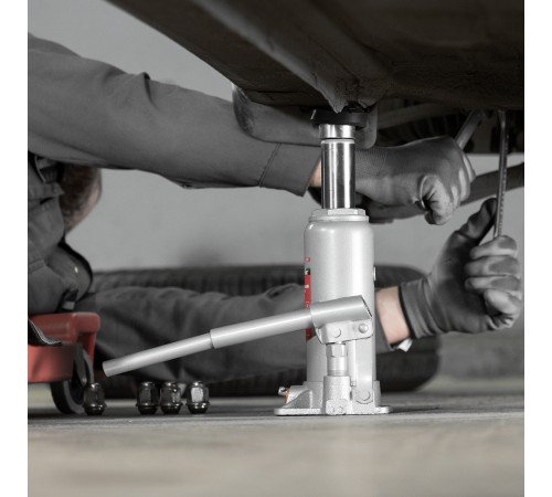 Домкрат гидравлический бутылочный, 6 т, h подъема 216-413 мм, в пластиковом кейсе Matrix