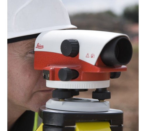 Оптический нивелир Leica NA 724 с поверкой Оптический нивелир Leica NA 724 с поверкой