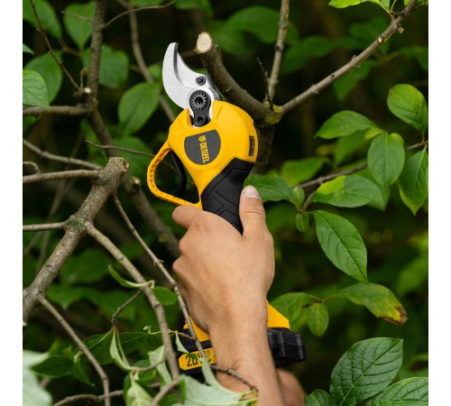 Секатор аккумуляторный, бесщет., CP-30BL, Li-Ion, 20 В, лезвия SK5 // Denzel