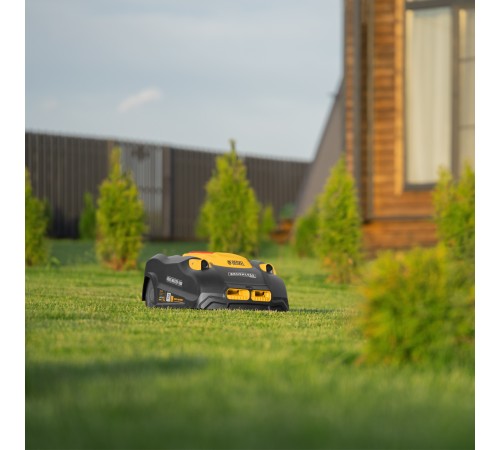 Робот-газонокосилка Grass Master 1000  1000м², 3Ач, 28V, LCD дисплей, Wi-Fi Denzel