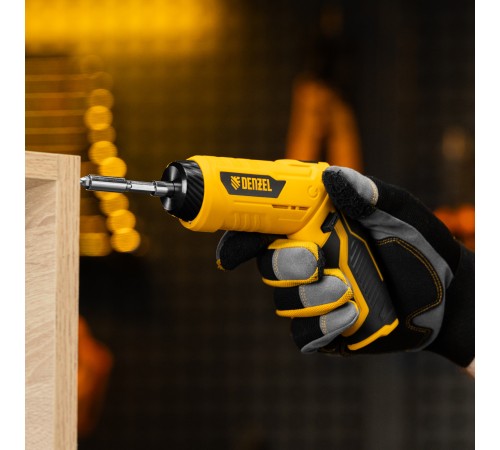 Отвертка аккумуляторная CSH-3.6, 54 биты, Li-Ion, 3,6 В// Denzel