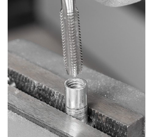 Набор метчиков и плашек М3-М12, плашко-метчикодержатель, 40 предметов, пластиковый бокс Sparta