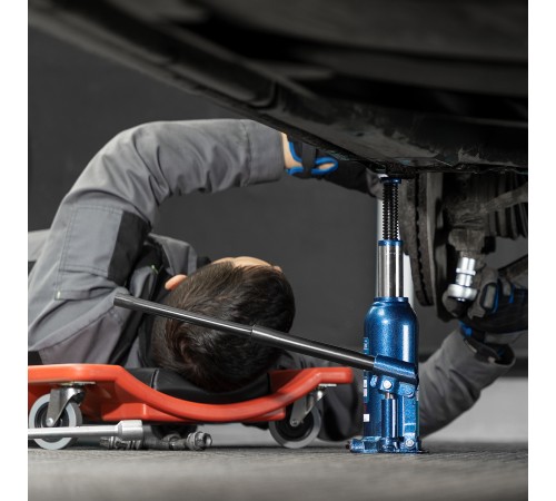 Домкрат гидравлический бутылочный, 5 т, h подъема 207-404 мм, в пластиковом кейсе Stels