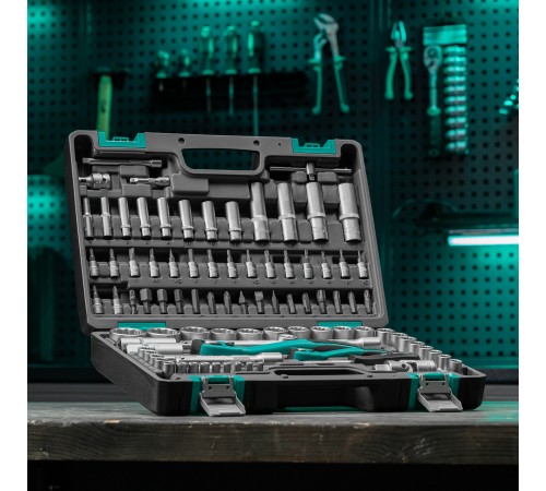 Набор инструментов, 1/2, 1/4, CrV, пластиковый кейс, 94 предмета, двенадцатигранные головки Stels Набор инструментов, 1/2, 1/4, CrV, пластиковый кейс, 94 предмета, двенадцатигранные головки Stels