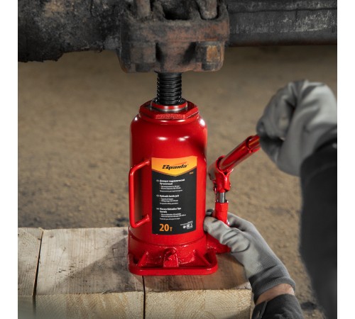 Домкрат гидравлический бутылочный, 20 т, h подъема 250-470 мм Sparta Домкрат гидравлический бутылочный, 20 т, h подъема 250-470 мм Sparta