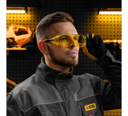 Очки защитные открытые, поликарбонатные, увеличенная желтая линза, регулируемые дужки Denzel