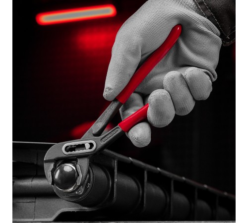 Клещи переставные 180 мм, хром-ванадий, обливные рукоятки Matrix