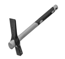 Кирка-молоток печника и каменщика 500 г, фибергласовая обрезиненная рукоятка 385 мм Matrix