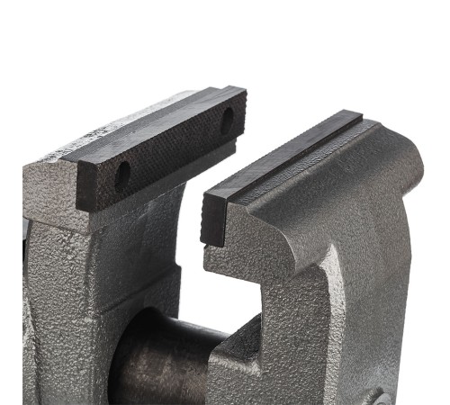 RUNTEC RT-ST6-M Тиски слесарные многофункциональные 150 мм RUNTEC RT-ST6-M Тиски слесарные многофункциональные 150 мм