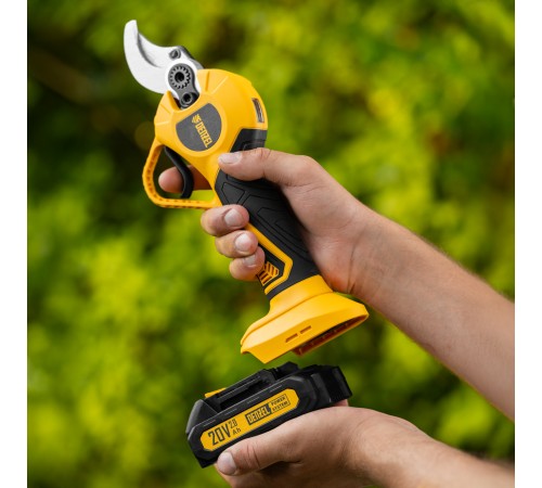 Секатор аккумуляторный, бесщет., CP-30BL, Li-Ion, 20 В, лезвия SK5 // Denzel