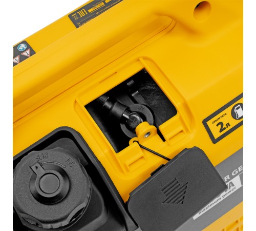 Генератор инверторный GS-1100iS, 1,1 кВт, 230 В, закрытый корпус, ручной старт DENZEL