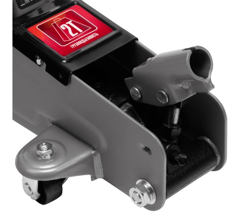 Домкрат гидравлический подкатный, 2 т, высота подъема 135-385 мм, в пластиковый кейсе Matrix